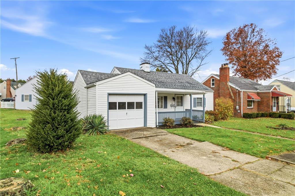 1122 Memorial Boulevard Sharon, PA 16146 - Photo 2 of 31 LEFT SIDE