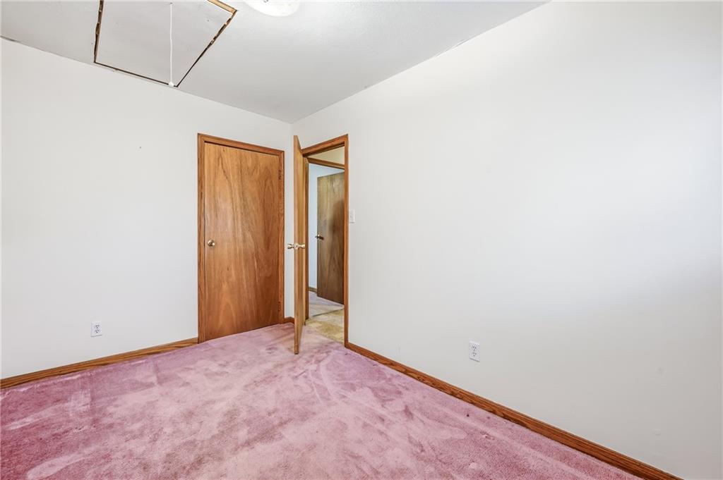 1122 Memorial Boulevard Sharon, PA 16146 - Photo 21 of 31 BEDROOM 2