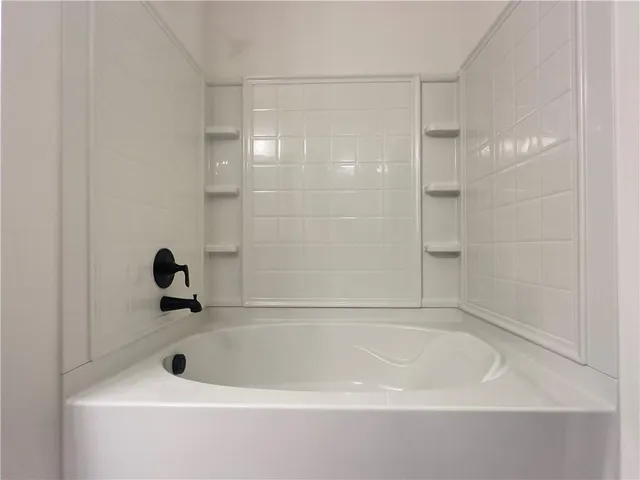 $1,800 | 44067 Parker Boulevard, Hammond, LA 70403