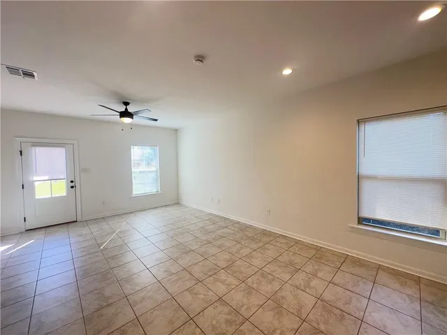 $1,800 | 44067 Parker Boulevard, Hammond, LA 70403