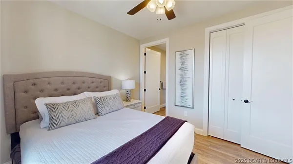 $750,000 | 1035 Topsider Lane, Unit 416, Osage Beach, MO 65065