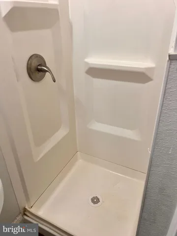 $1,390 | 8529 Chestnut Oak Road, Parkville, MD 21234