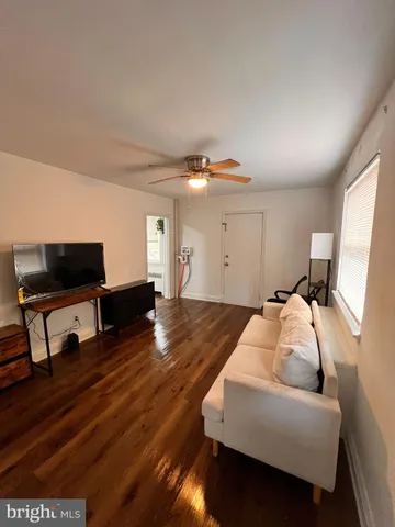 $1,390 | 8529 Chestnut Oak Road, Parkville, MD 21234