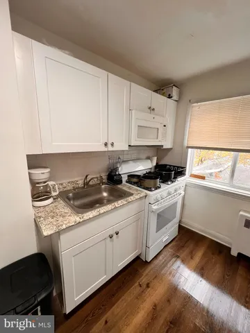 $1,390 | 8529 Chestnut Oak Road, Parkville, MD 21234