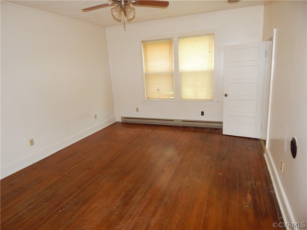 4200 Three Bridge Road Powhatan, VA 23139 - Photo 9 of 14 Family Room
