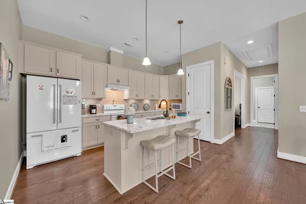 $575,000 | 137 Pershing Avenue, Clemson, SC 29631