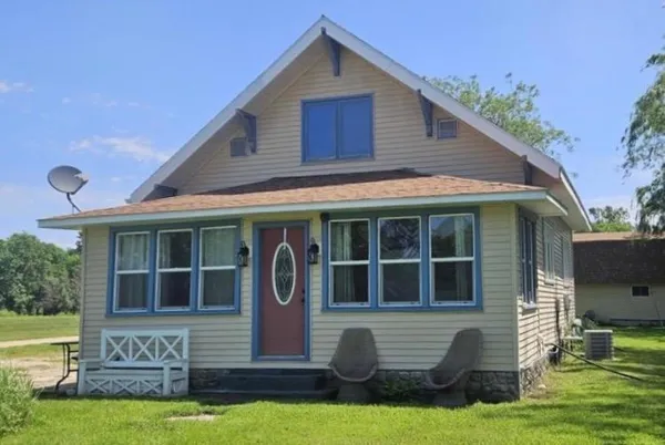 $104,000 | 208 West Margaret Avenue, Barry, MN 56210