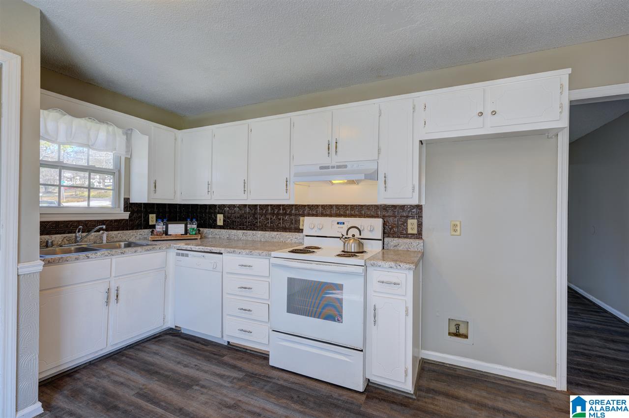6011 Dewey Heights Road Pinson, AL 35126 - Photo 13 of 24