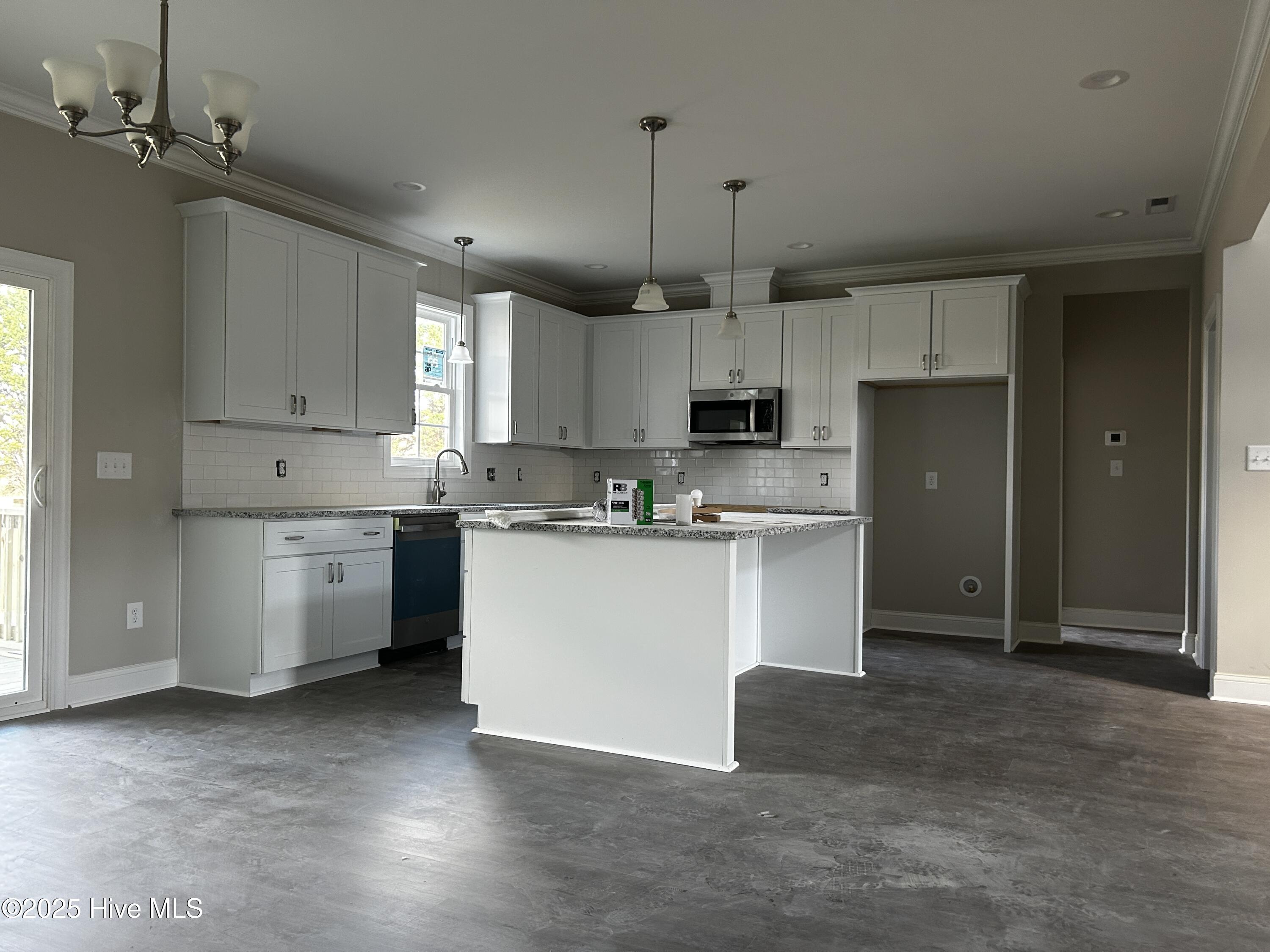 7216 South Nc 581 Bailey, NC 27807 - Photo 6 of 26 IMG_2521