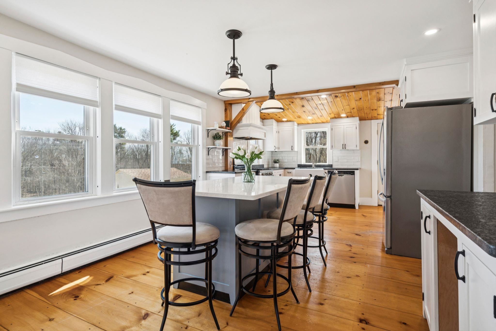 9 Rhododendron Road Fitzwilliam, NH 03447 - Photo 12 of 37