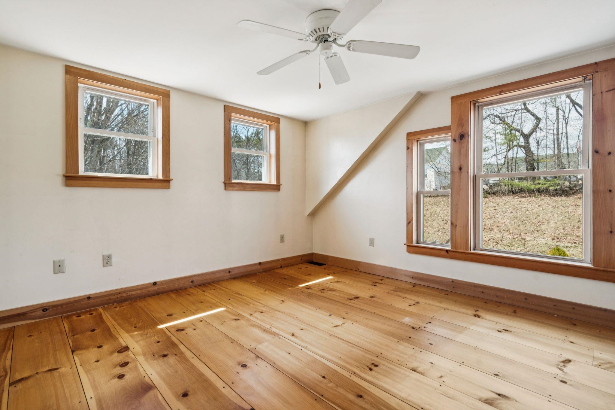 9 Rhododendron Road Fitzwilliam, NH 03447 - Photo 23 of 37