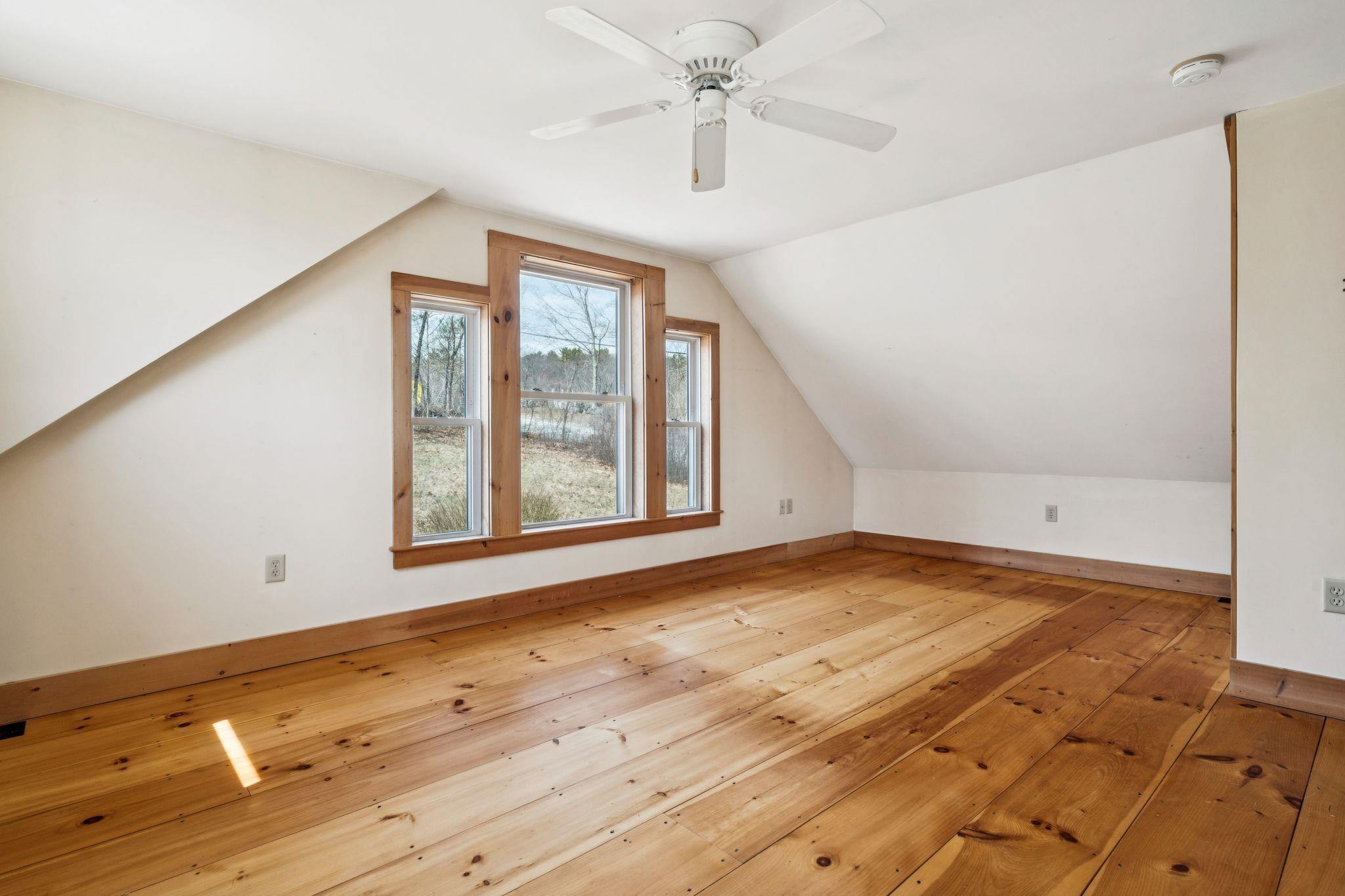 9 Rhododendron Road Fitzwilliam, NH 03447 - Photo 24 of 37