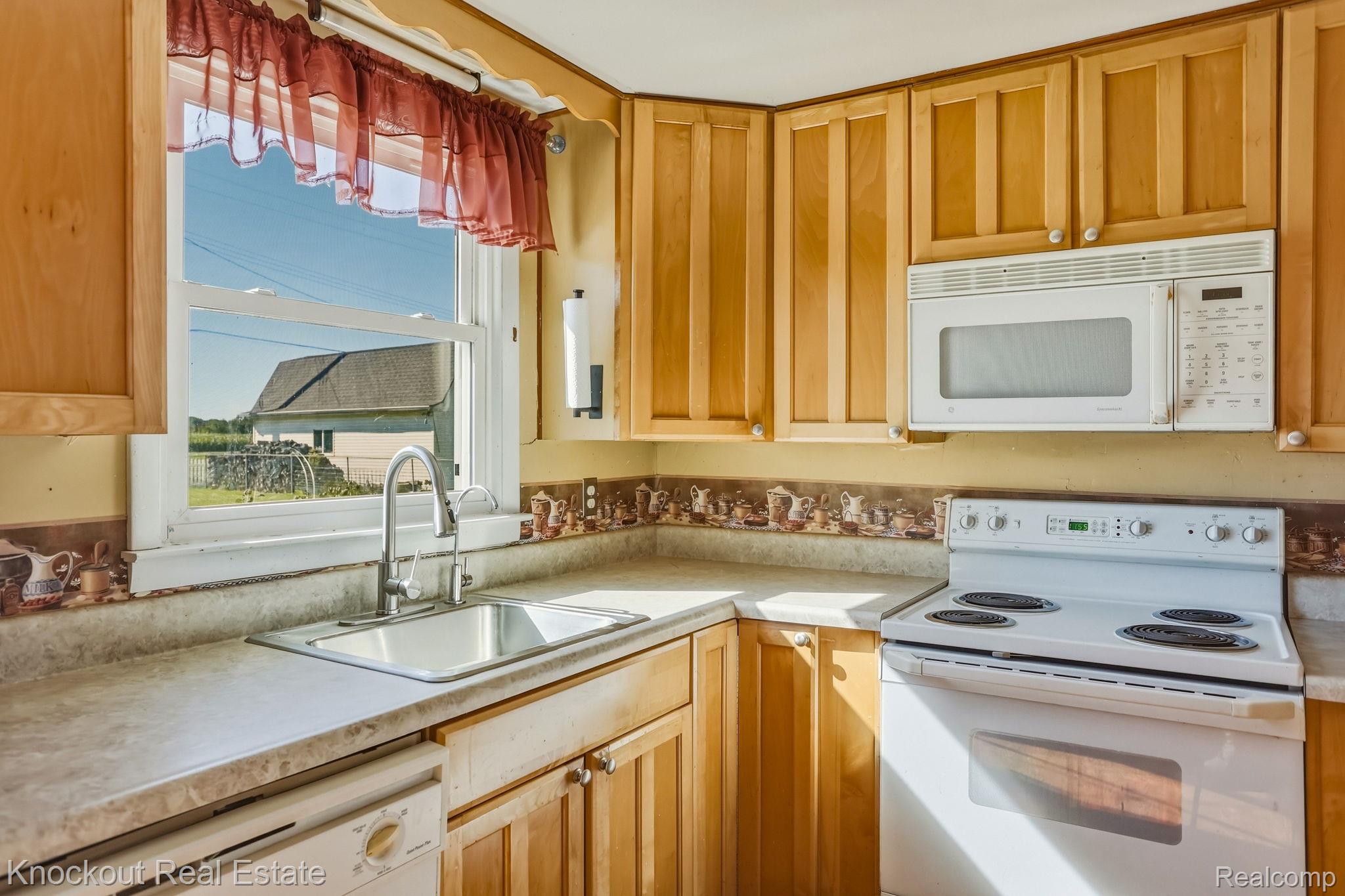5075 Millington Road Millington, MI 48746 - Photo 16 of 47 13-web-or-mls-5075 Millington -13.jpg