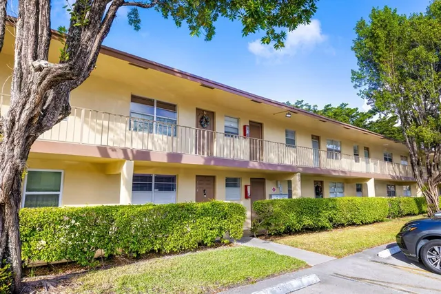 $95,000 | 7360 Northwest 1st Street, Unit 206, Margate, FL 33063