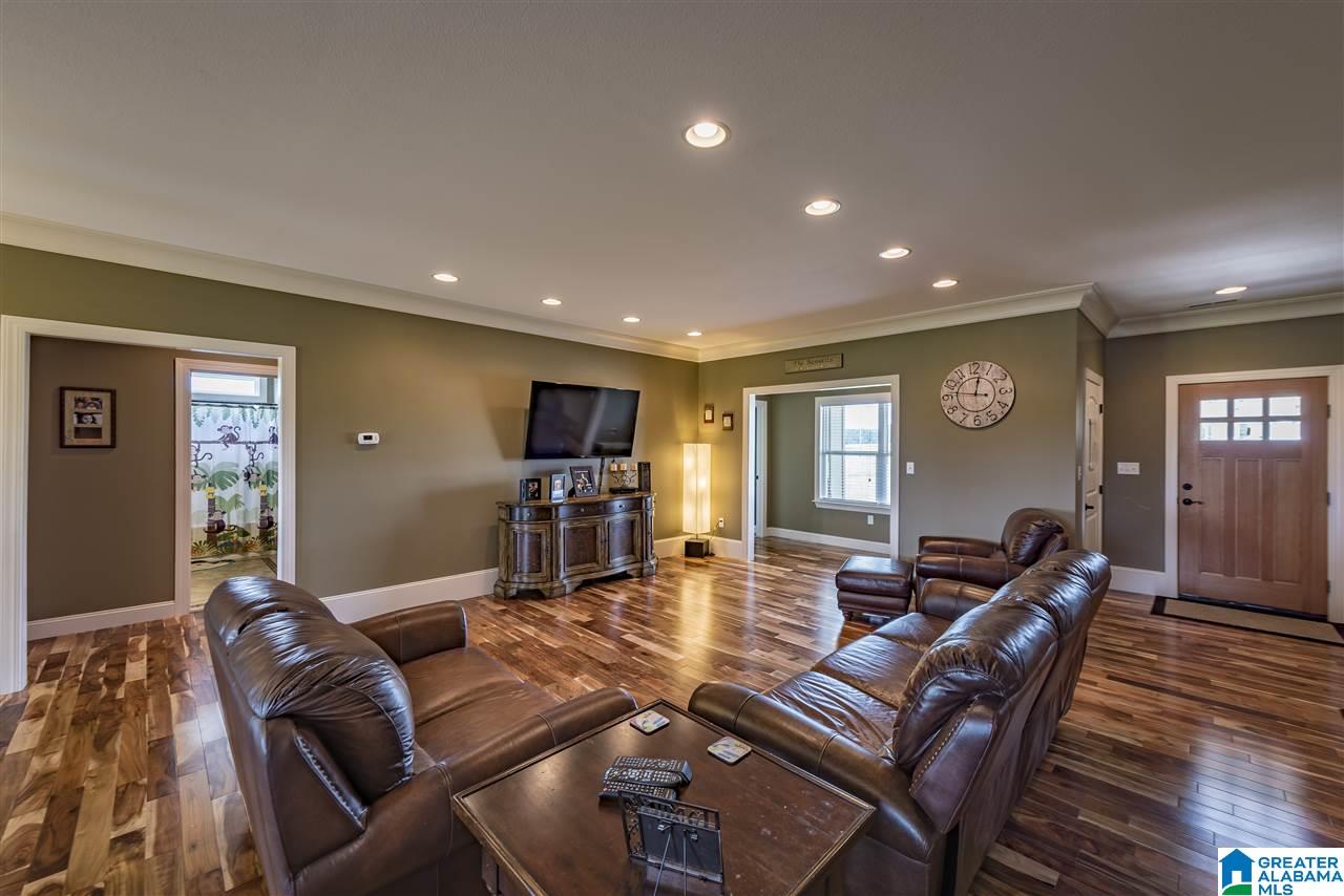 96 Robin Lane Rainsville, AL 35986 - Photo 2 of 25