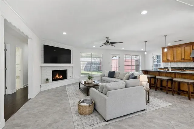 $410,000 | 3920 Lake Trail Drive, Kenner, LA 70065