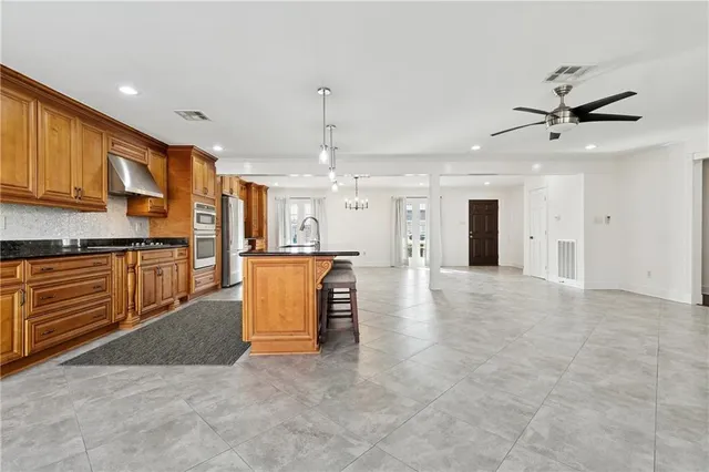 $425,000 | 3920 Lake Trail Drive, Kenner, LA 70065