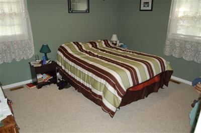 1618 Raleigh Road Lexington, KY 40505 - Photo 13 of 29 The master bedroom