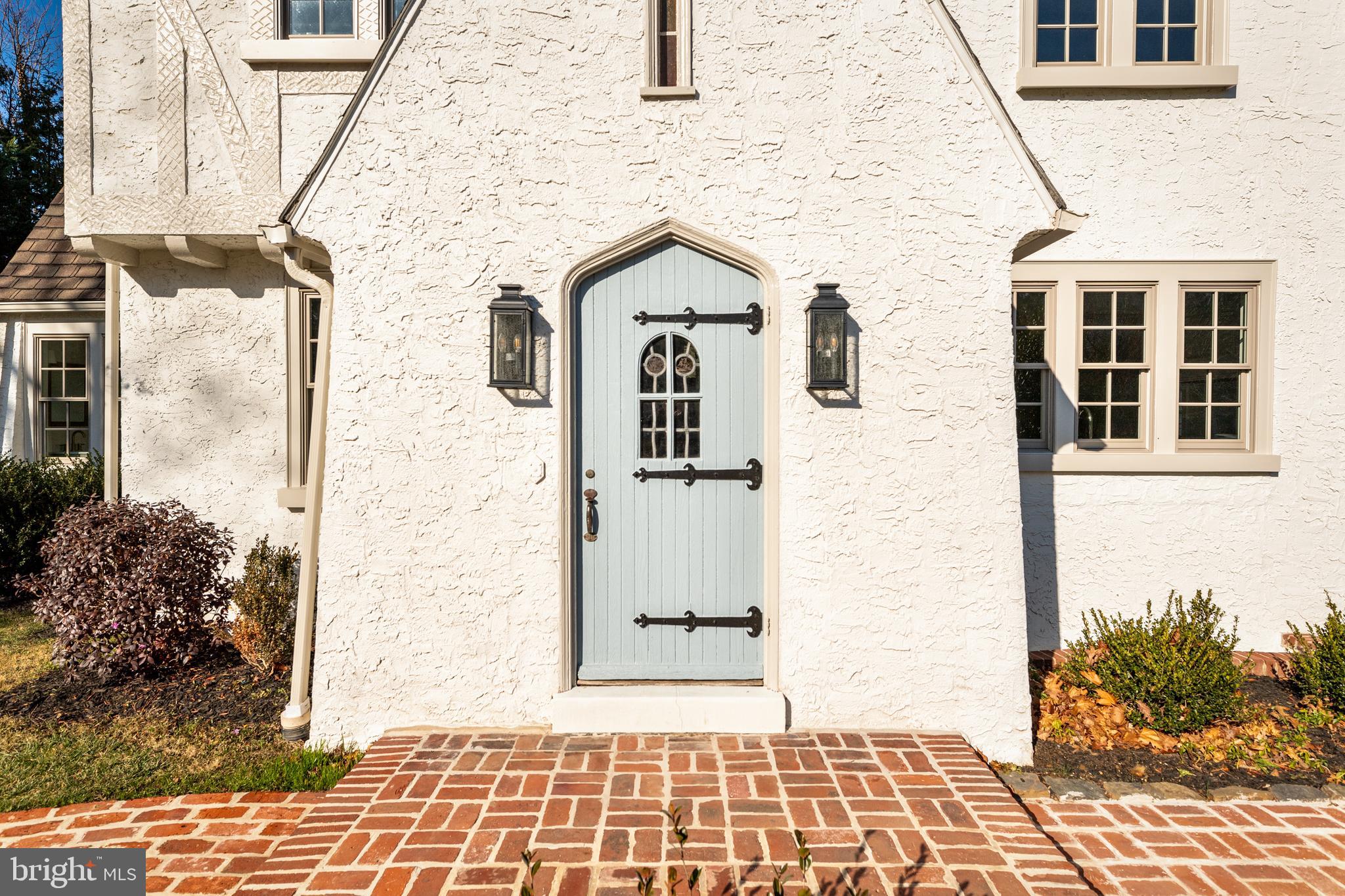 3 Hedgerow Lane Wayne, PA 19087 - Photo 2 of 47