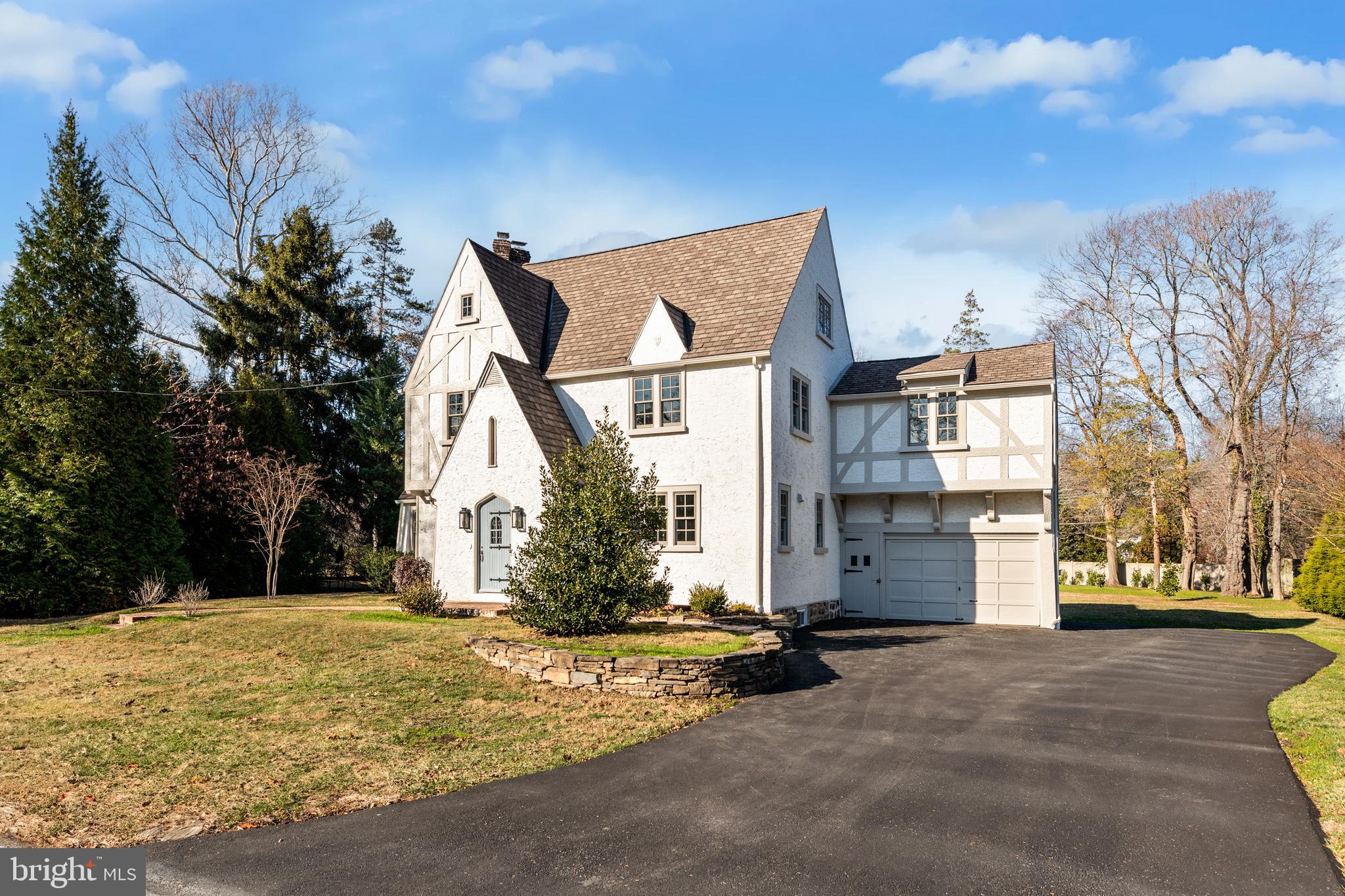 3 Hedgerow Lane Wayne, PA 19087 - Photo 3 of 47