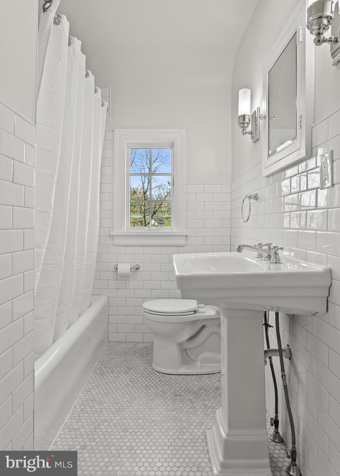 3 Hedgerow Lane Wayne, PA 19087 - Photo 37 of 47 Hall Bathroom