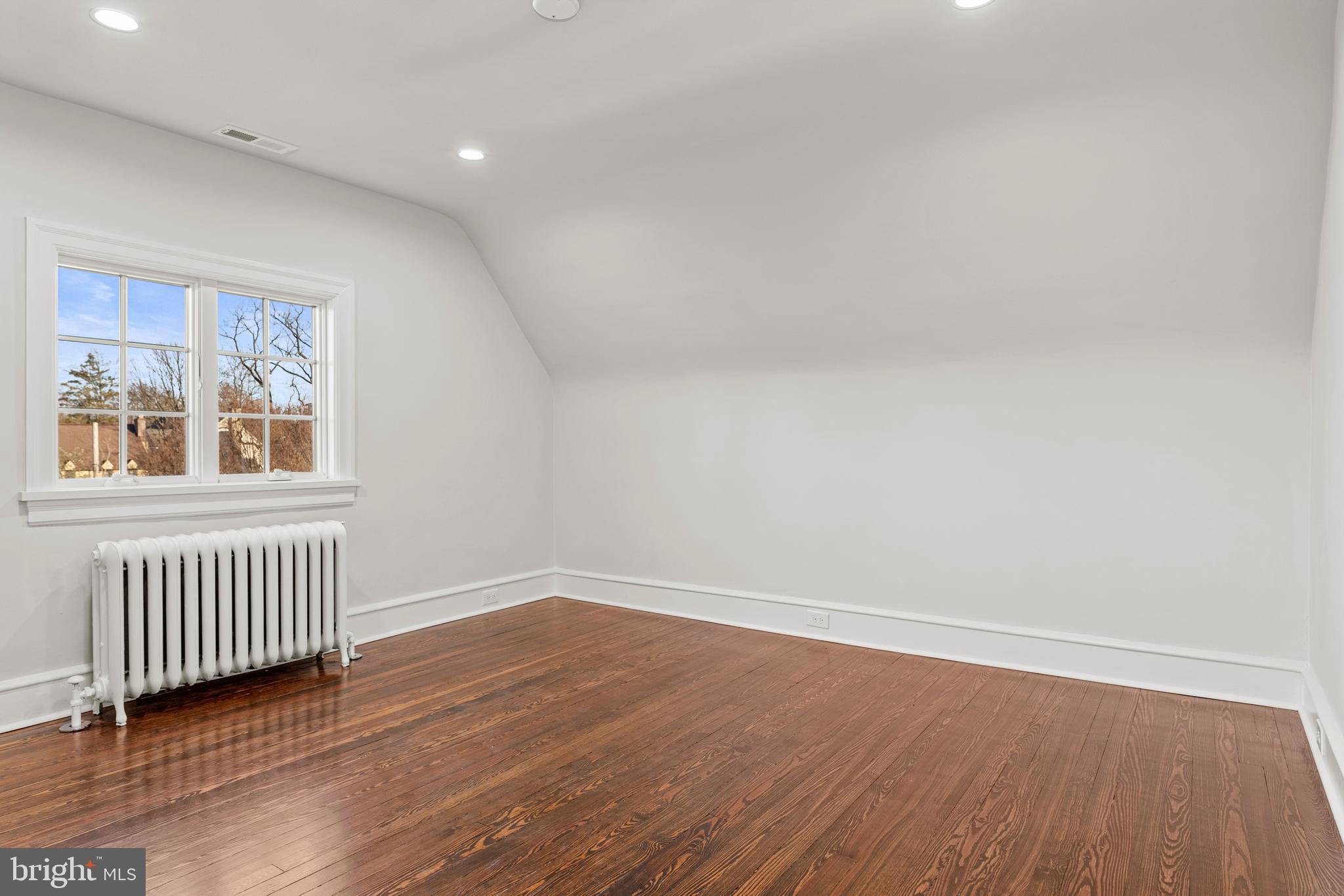 3 Hedgerow Lane Wayne, PA 19087 - Photo 40 of 47 Bedroom 5