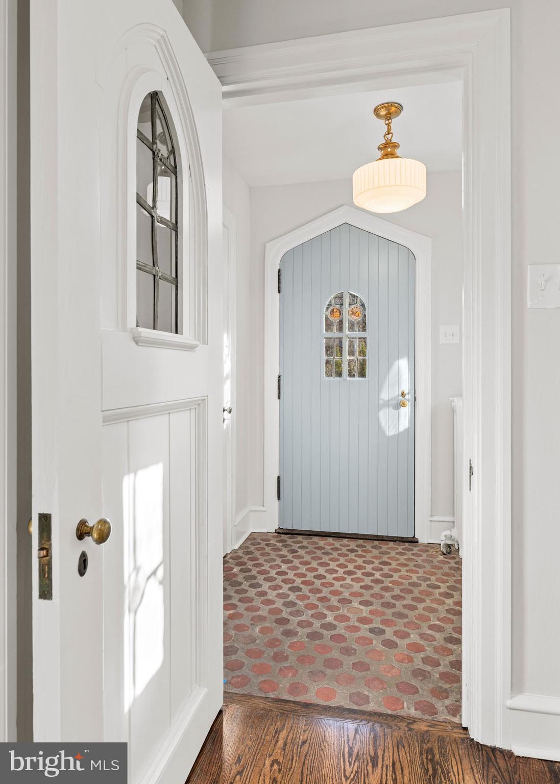 3 Hedgerow Lane Wayne, PA 19087 - Photo 5 of 47 Foyer