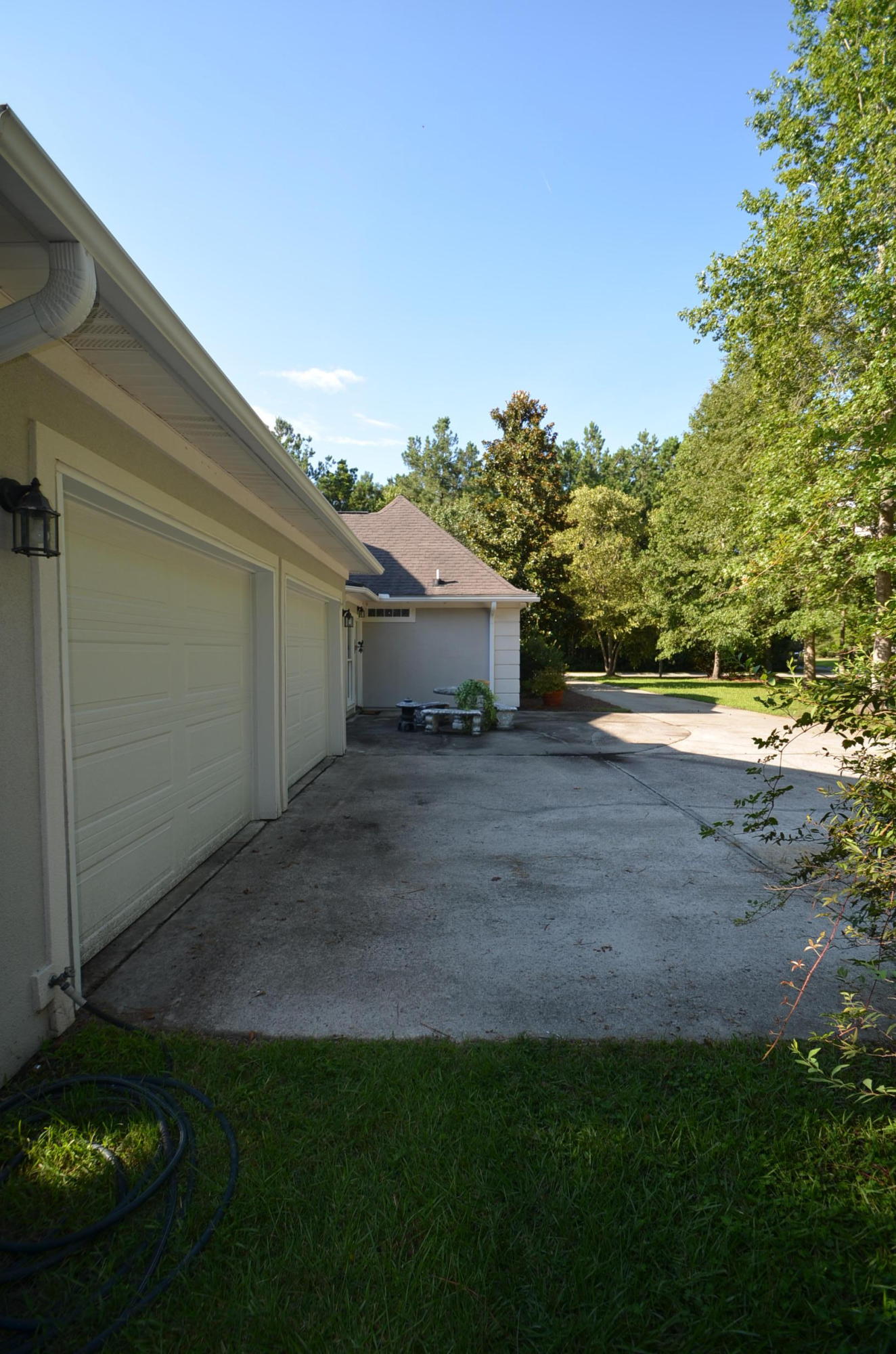 2007 Shoreside Court Pinopolis, SC 29469 - Photo 4 of 40 DSC_0747