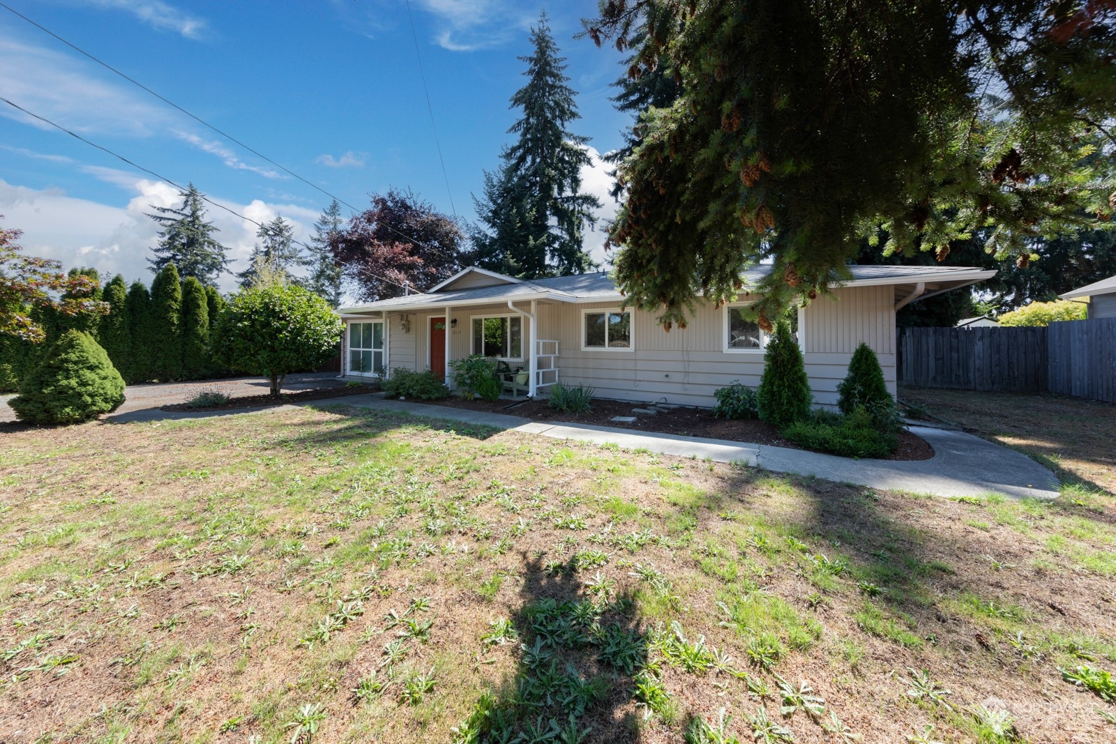 3715 Northeast 22nd Place Renton, WA 98056 - Photo 1 of 32 Gallery Image 1