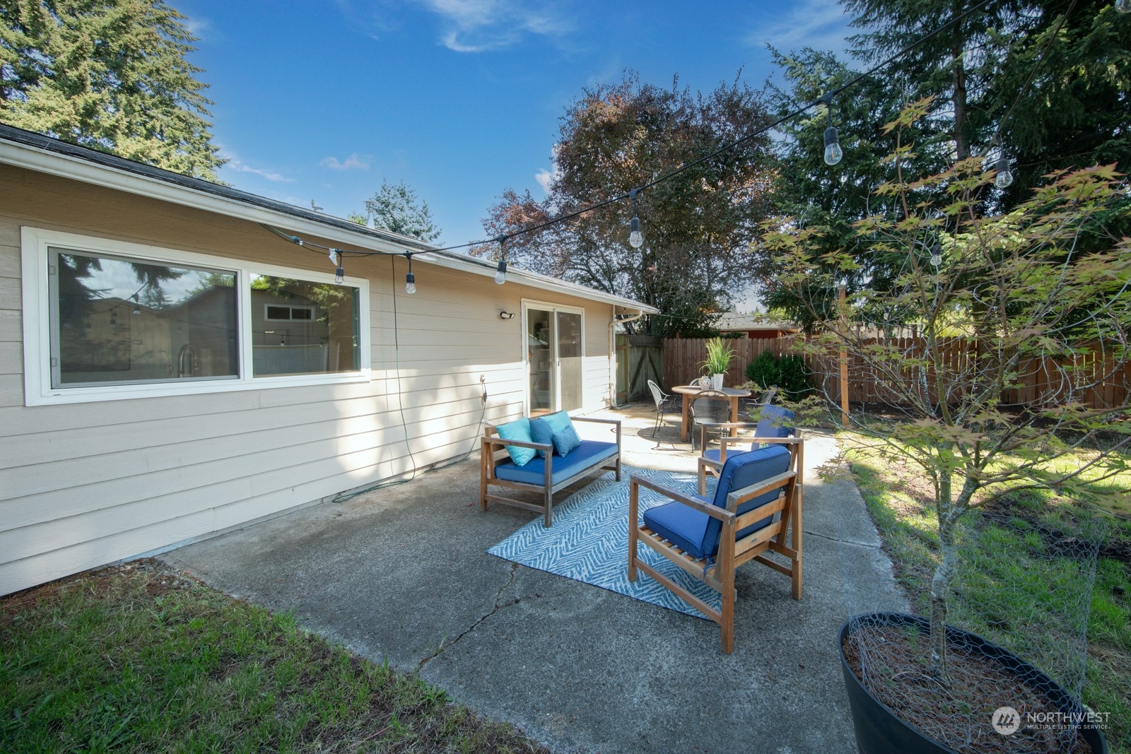 3715 Northeast 22nd Place Renton, WA 98056 - Photo 24 of 32 Gallery Image 24
