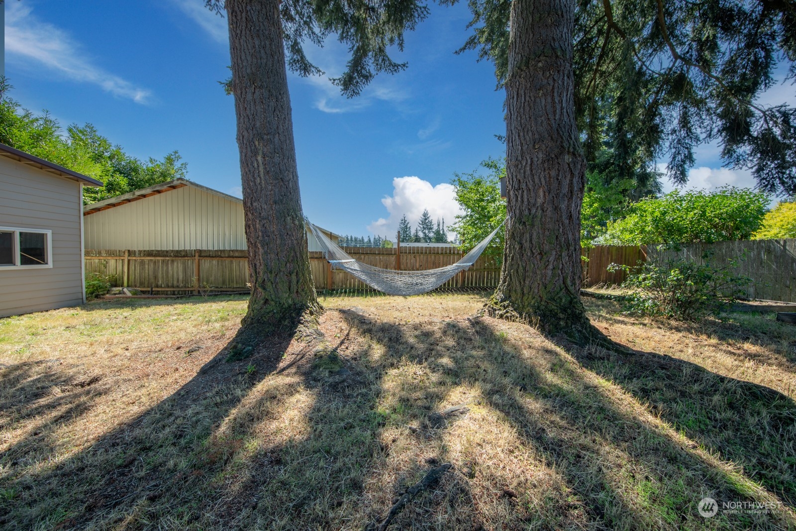3715 Northeast 22nd Place Renton, WA 98056 - Photo 27 of 32 Gallery Image 27