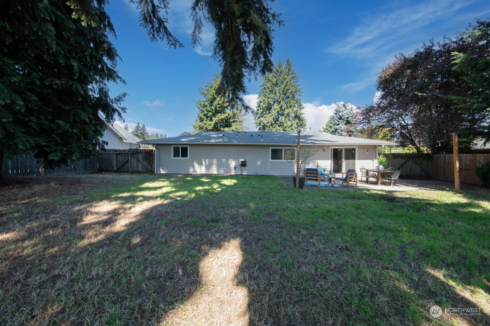 3715 Northeast 22nd Place Renton, WA 98056 - Photo 29 of 32 Gallery Image 29