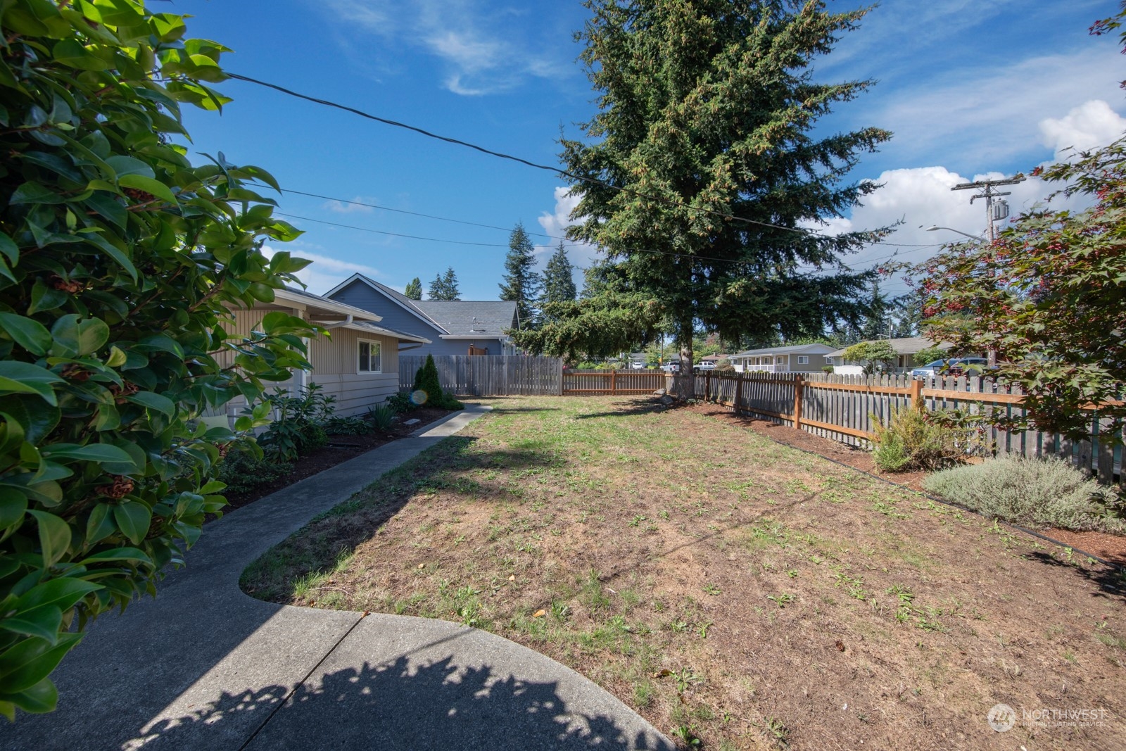 3715 Northeast 22nd Place Renton, WA 98056 - Photo 32 of 32 Gallery Image 32