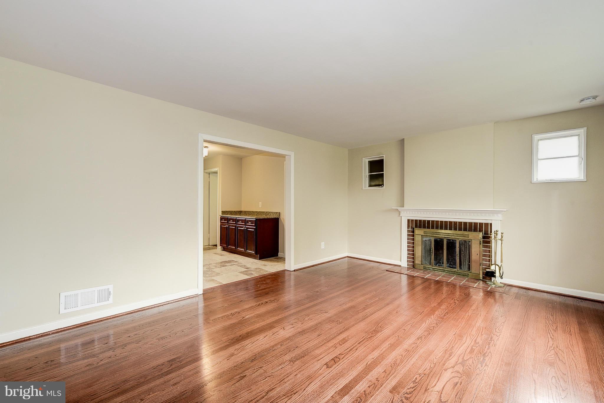 3517 Hargo Street Silver Spring, MD 20906 - Photo 2 of 26 Family Room