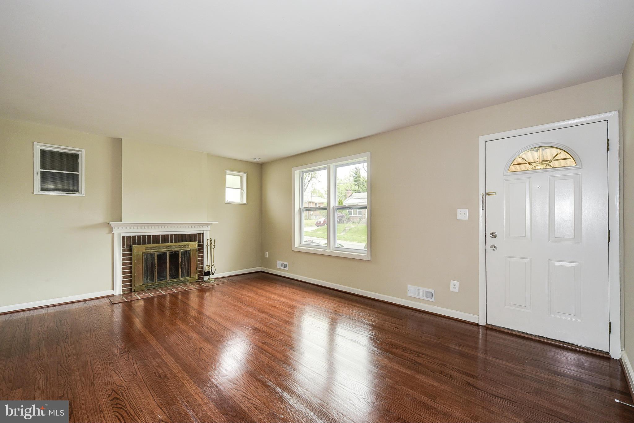 3517 Hargo Street Silver Spring, MD 20906 - Photo 3 of 26 Family Room