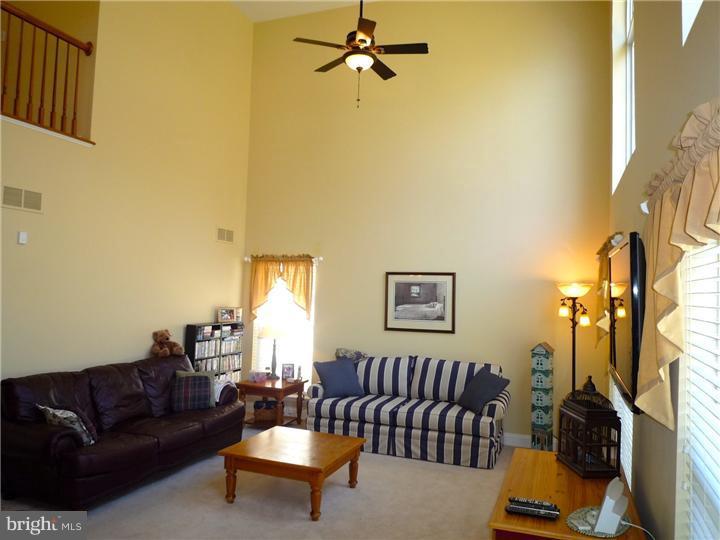 19 Montague Road Newark, DE 19713 - Photo 8 of 25 Family Room