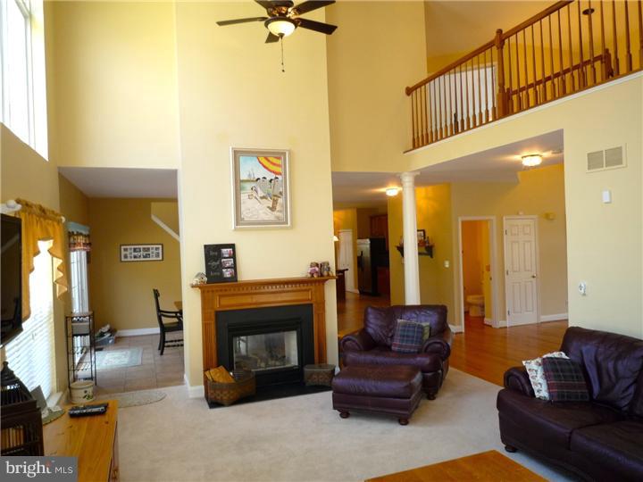 19 Montague Road Newark, DE 19713 - Photo 9 of 25 Family Room