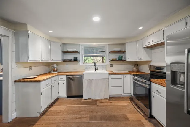 $1,187,500 | 9463 Stoops Road, Dillsboro, IN 47018