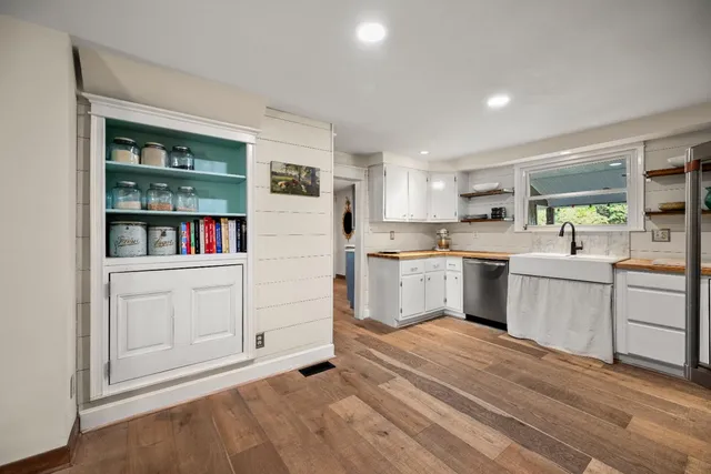 $1,187,500 | 9463 Stoops Road, Dillsboro, IN 47018