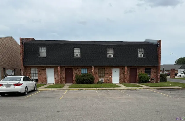 $1,290,000 | 750 Hospital Road, New Roads, LA 70760