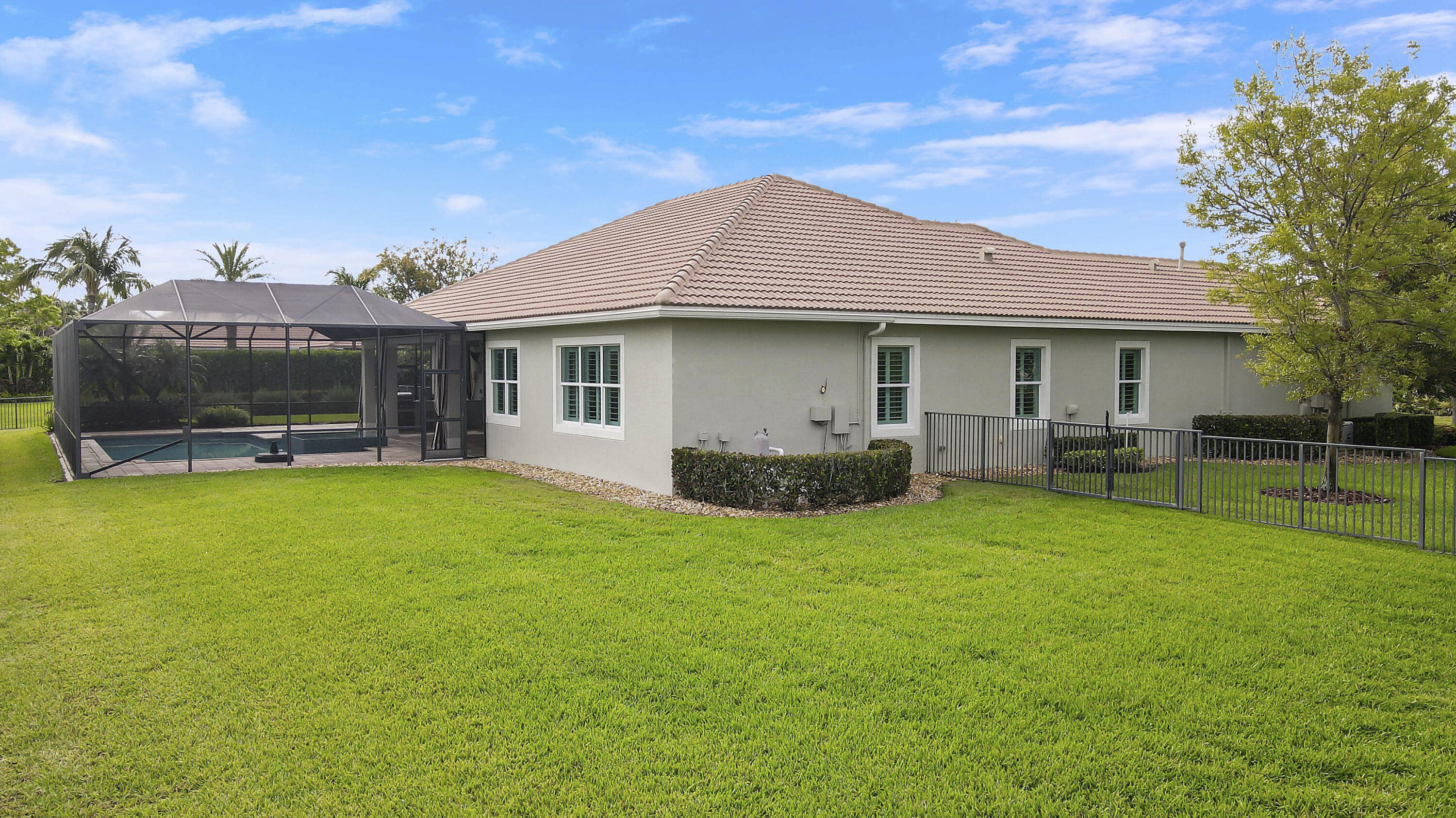 6798 Southeast Pierre Circle Stuart, FL 34997 - Photo 17 of 62 Aerials-13