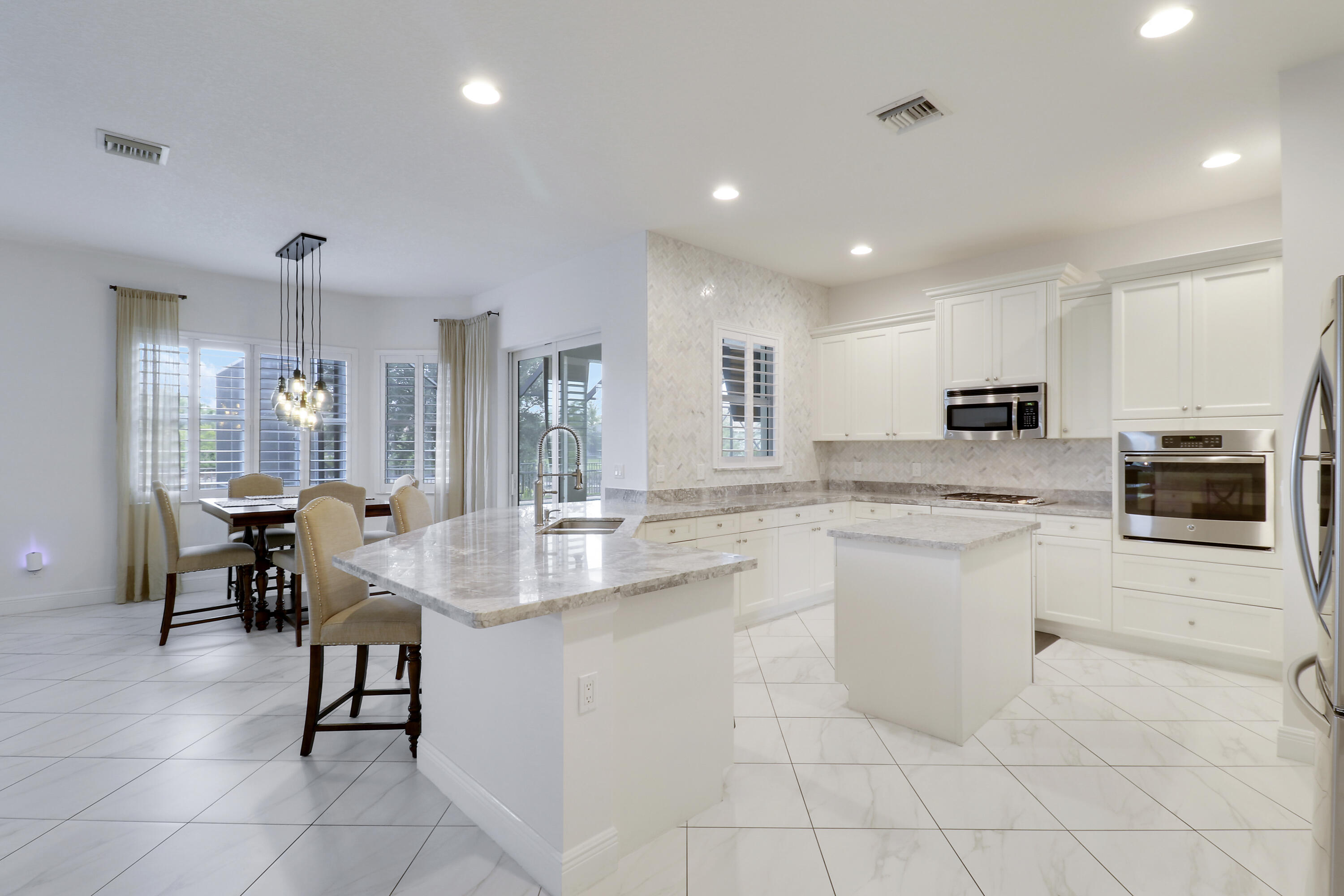 6798 Southeast Pierre Circle Stuart, FL 34997 - Photo 24 of 62 House-20