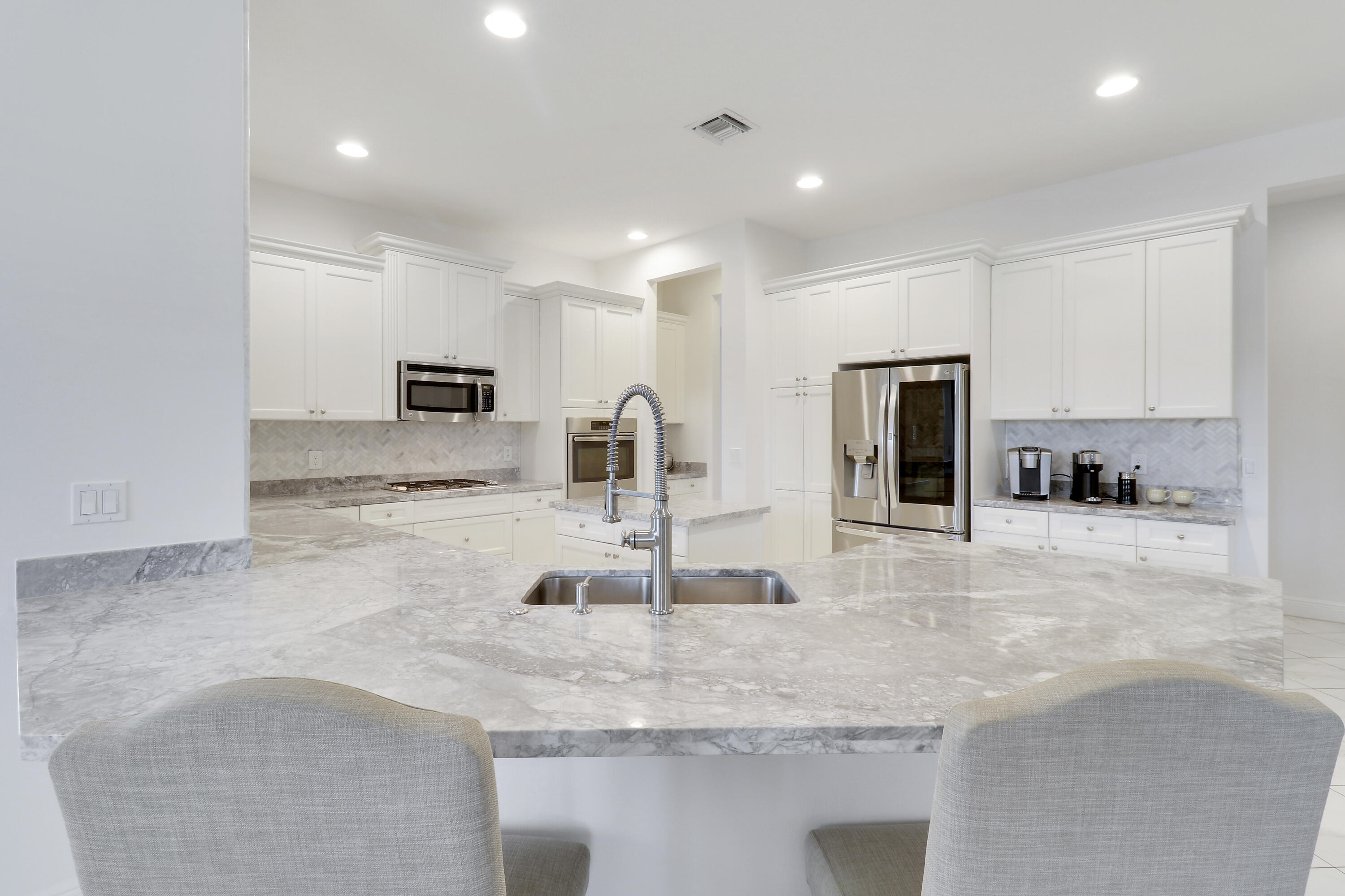 6798 Southeast Pierre Circle Stuart, FL 34997 - Photo 3 of 62 Kitchen