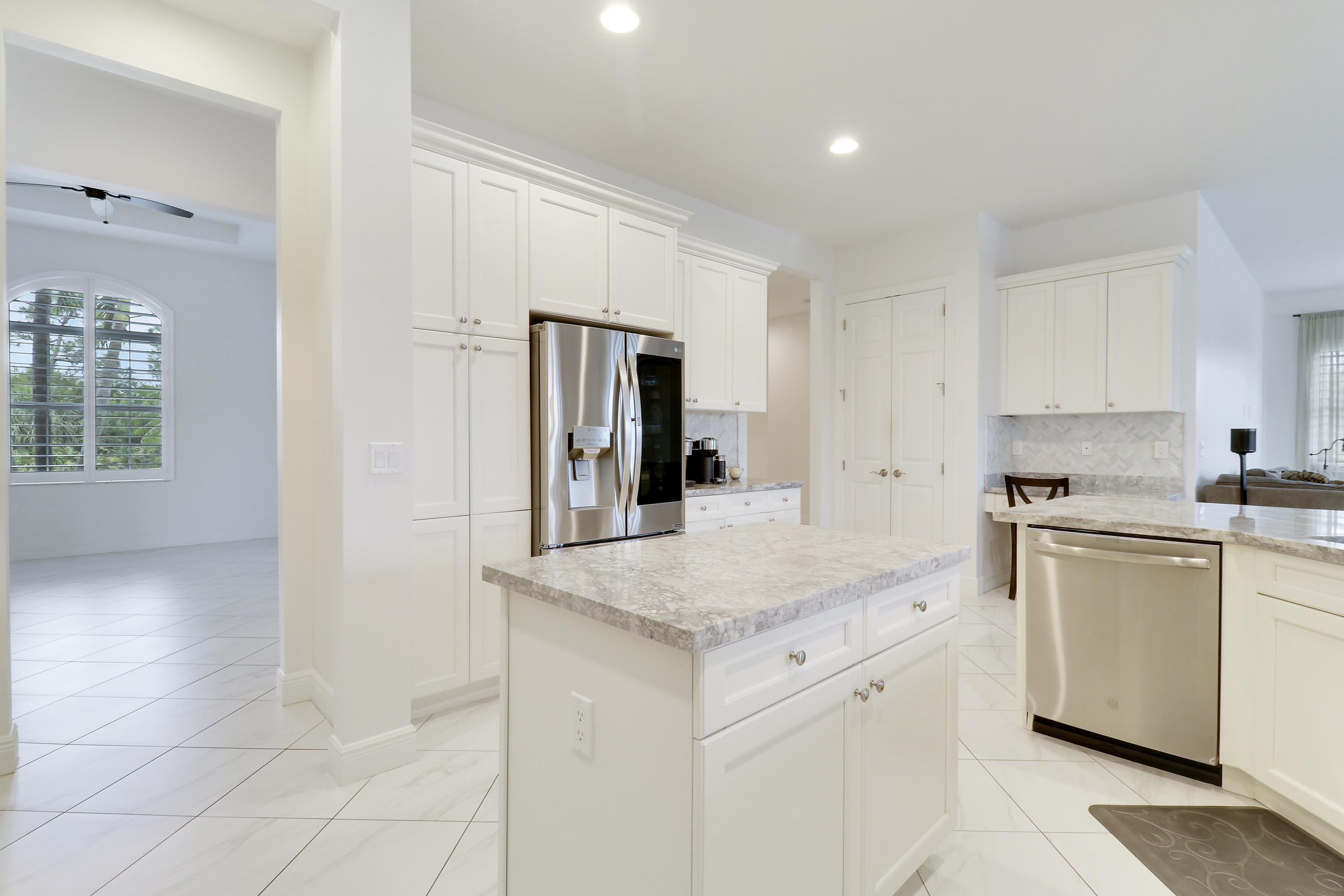 6798 Southeast Pierre Circle Stuart, FL 34997 - Photo 46 of 62 House-25