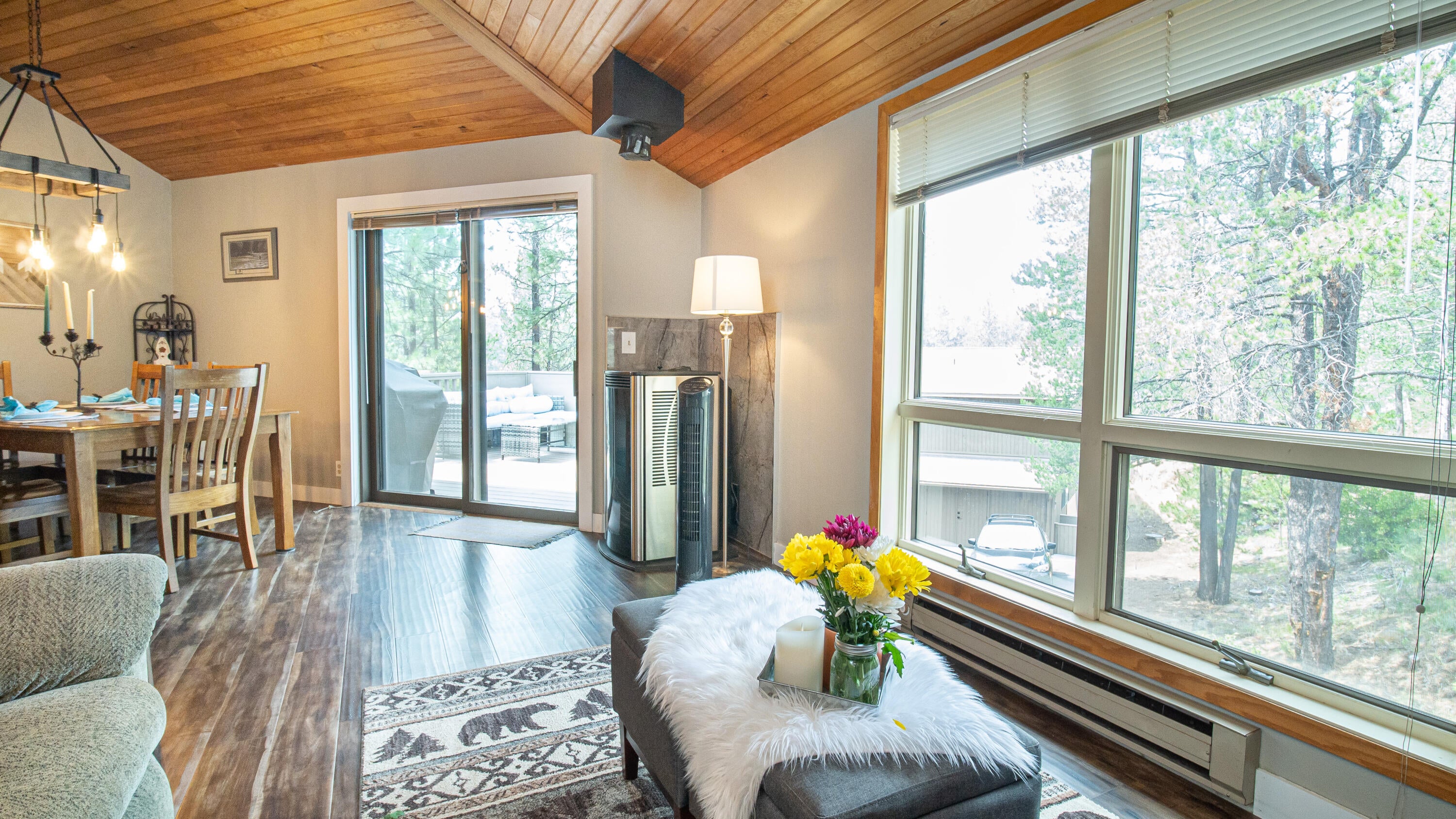 17907 Rhododendron Lane, Unit 11 Sunriver, OR 97707 - Photo 16 of 44 West facing windows make this a bright room