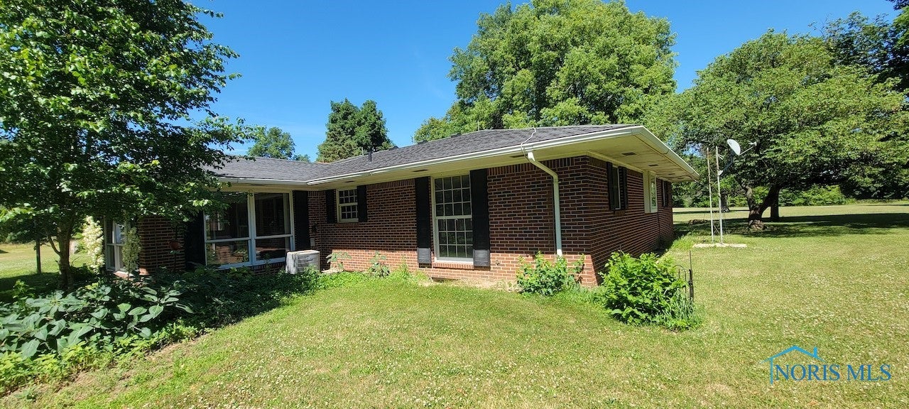 16325 Fish Road Pemberville, OH 43450 - Photo 5 of 46 Gallery Image 5