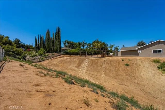 $889,900 | 16481 Valle Vista Way, Riverside, CA 92506