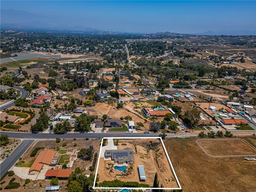 16481 Valle Vista Way Riverside, CA 92506 - Photo 64 of 73 an aerial view of multiple house