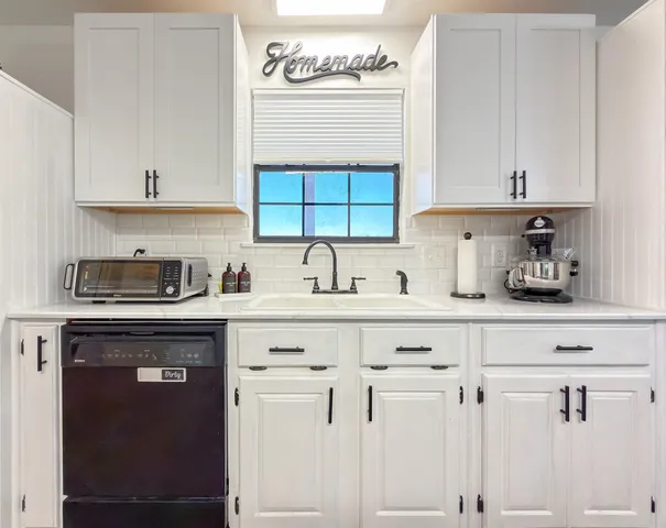 $849,900 | Undisclosed Address, Chattahoochee, FL 32324