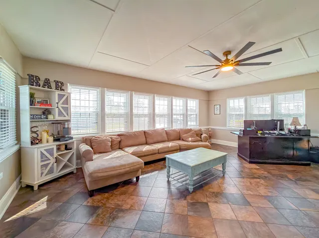 $849,900 | Undisclosed Address, Chattahoochee, FL 32324